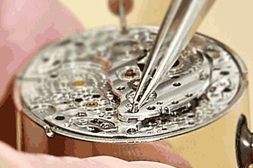 长春江诗丹顿表进水了维修